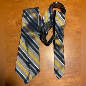 Countess Mara Vintage New York Rogoff Bros Silver Blue Striped Logo Neck Tie